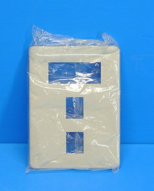 フルカラーモダンプレート5コ用(3コ+1コ+1コ用)(ミルキーホワイト)WN6075W