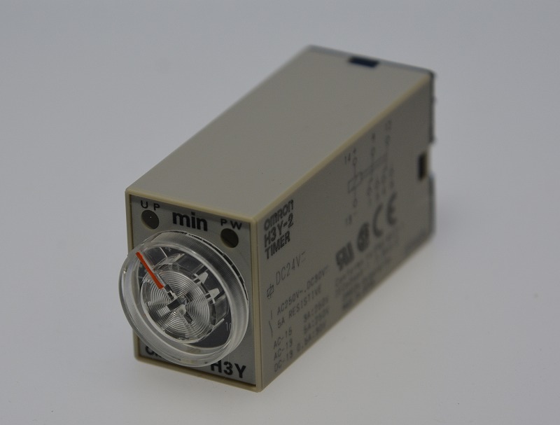 H3Y-2　10min 24VDC 小型タイマ　オムロン