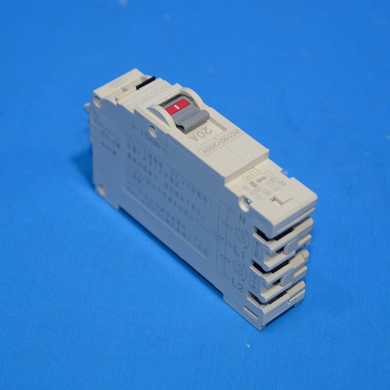 日東工業　PN32TA　2P　20A（2P2E）　プチスリムサーキットブレーカ　2P2E　PN32TA2P20A
