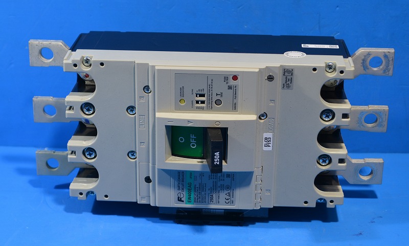 富士電機　EW400EAG　3P250A　配線用遮断器　漏電警報付①　AC100-230-440V