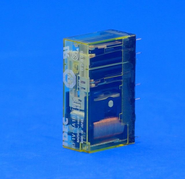 IDEC (アイデック/和泉電気)　RF1V-3A1BL-D24　強制ガイド式リレー