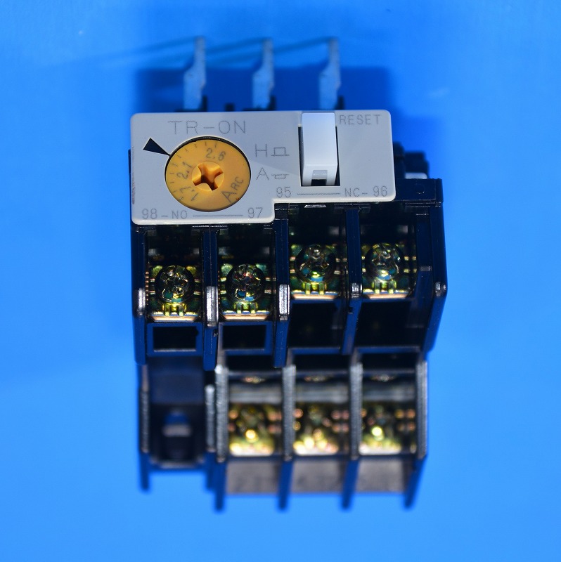 富士電機　TR-0N　1.7A（1.7-2.1A）　サーマルリレー