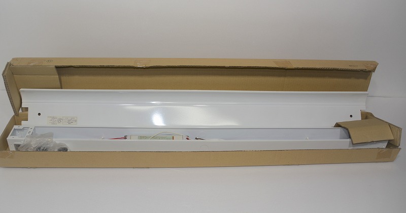 松下電工（ナショナル）　FA41993　UH　100V60Hz　反射笠付型器具　32ミリ管専用