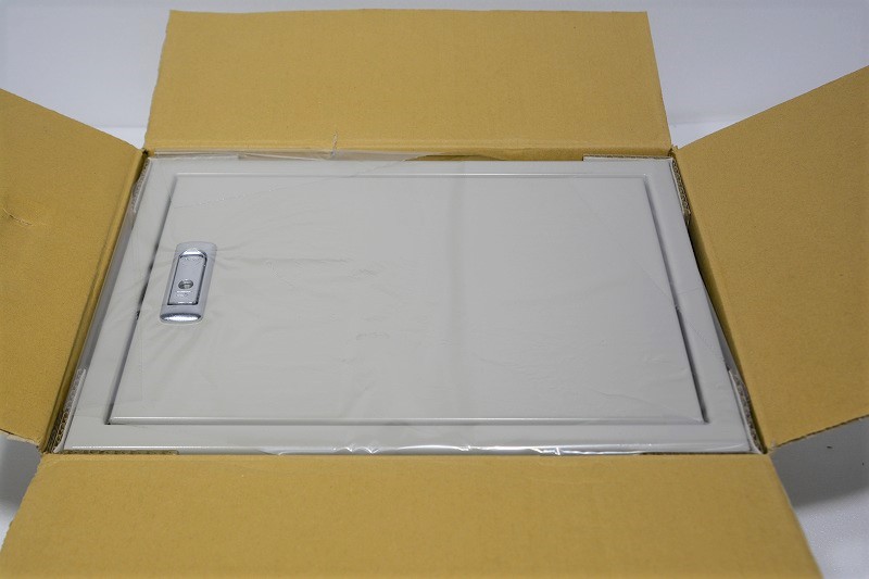 日東工業　S16-43　ライトベージュ　盤用キャビネット・露出形・鉄製基板付　フカサ160mm　※長期在庫品