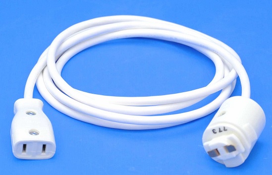 配線ダクト用コンセント変換コード3　PEEX-5-W　コード：白