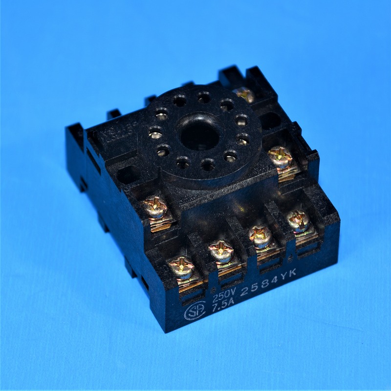 オムロン　PF113A　ソケット　共用ソケット 丸形ソケット PF(表面接続) 