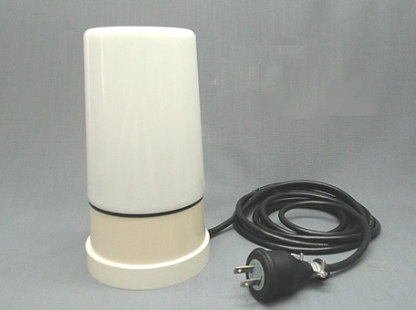 屋外用スタンド「コップ」　CS-4BL/CS-4BN　LED電球付