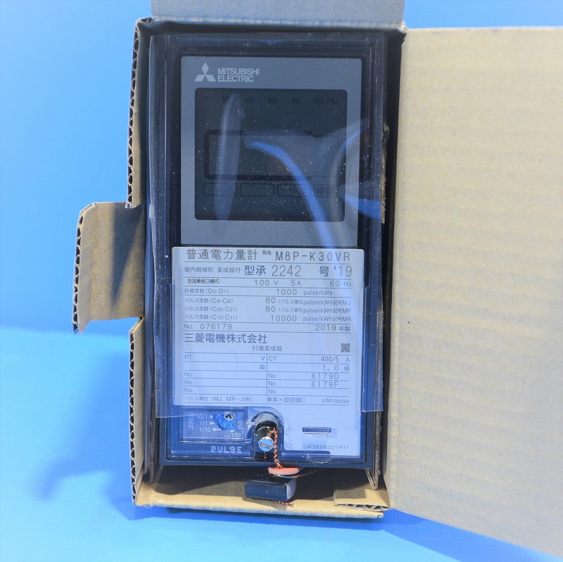 三菱電機　M8P-K30VR　3P3W 100V 5A 60HZ HE（400/5A）　電子式・普通電力量計（検定付）　⑤6179