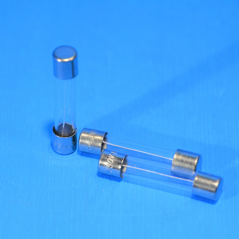 ガラス菅ヒューズ菅　15A250V　NR　φ6.4×30