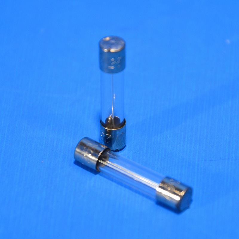 冨士端子　FGBO-A　250V25A　ガラス管ヒューズ　(6.4φ×30mm)　管ヒューズ