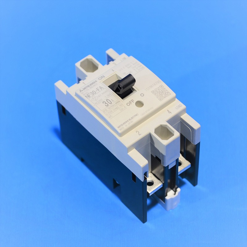 三菱電機　ノーヒューズ遮断器　NF30-FA　2P30A（2P2E30A）