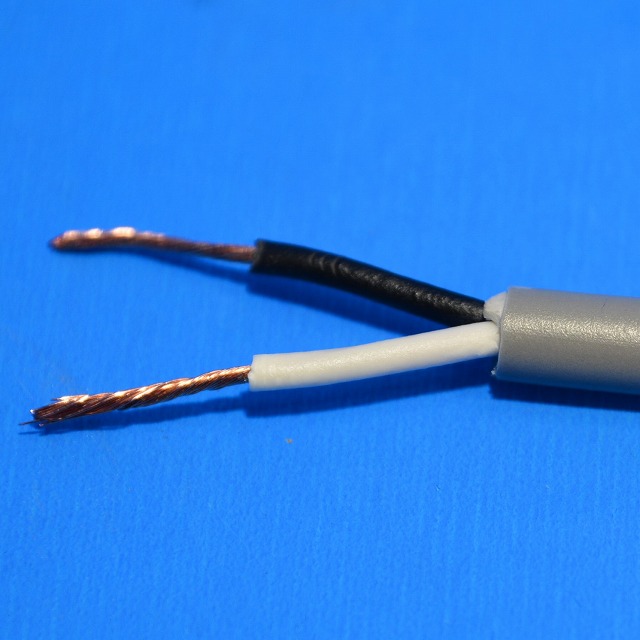 伸興電線　VCTF  ビニルキャプタイヤ丸型コード　0.75m㎡　２芯　灰色