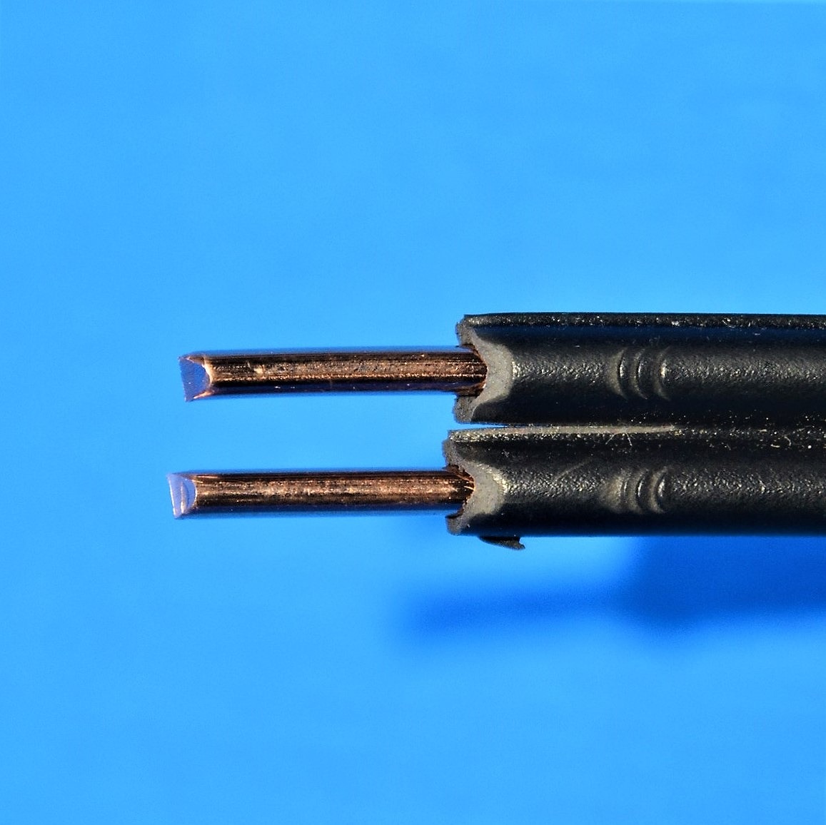 テイコク　【30M】　DVケーブル　DVF  引込用ビニル絶縁電線　2mm ２芯　  架空引込線 