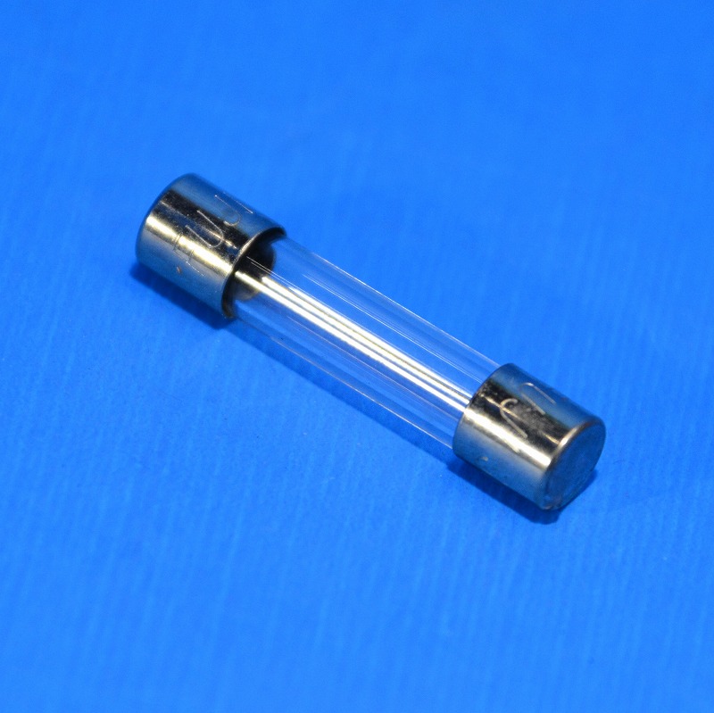 冨士端子　FGBO-A　250V30A　ガラス管ヒューズ　(6.4φ×30mm)　管ヒューズ