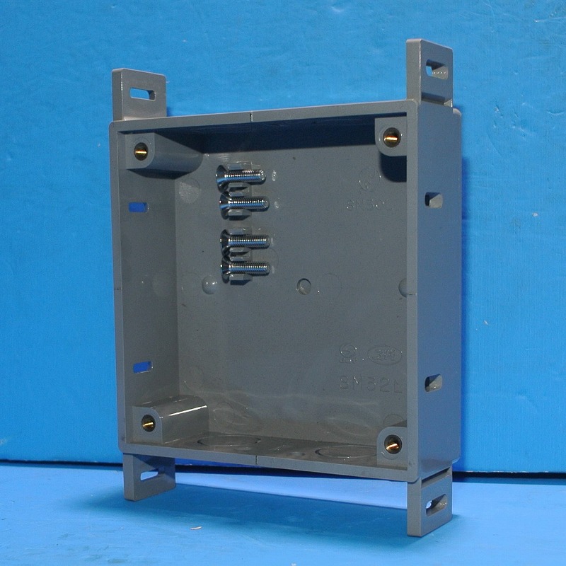 日動電工　SM32L　中形　真壁用スイッチボックス　32タイプ　ばら売り　在庫品