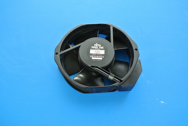 日東　PF-150　AC100V　盤用換気扇（樹脂羽根ファン）在庫処分・本体のみ