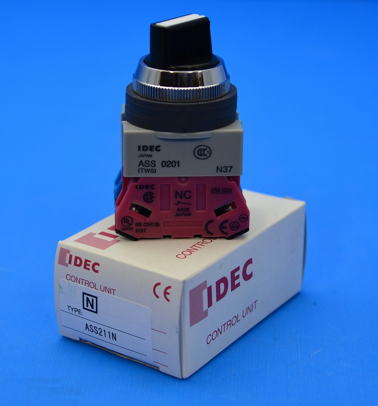 IDEC (アイデック/和泉電気)　ASS211N　2路セレクタスイッチ（104）