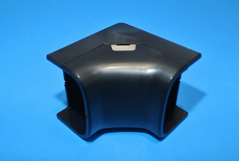 未来工業（MIRAI)　MDI-40K（ブラック）　ダクト入ズミ（モールダクト付属品）※在庫品