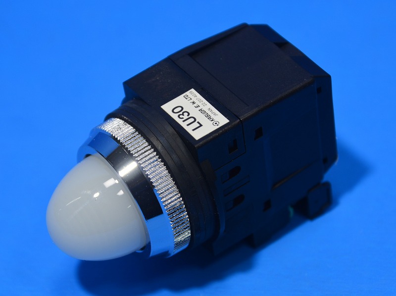 春日電機　30φパイロットランプ　LU30S2W　丸型（白）　200～220V　　※在庫処分品