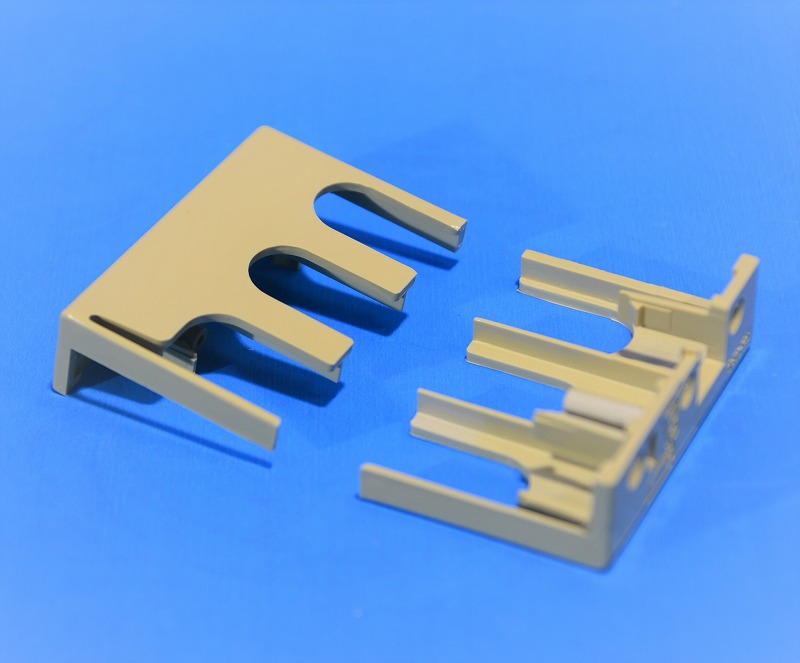 三菱電機　配線用遮断器用パーツ　TCS-05FA3　小形端子カバー（158-311）