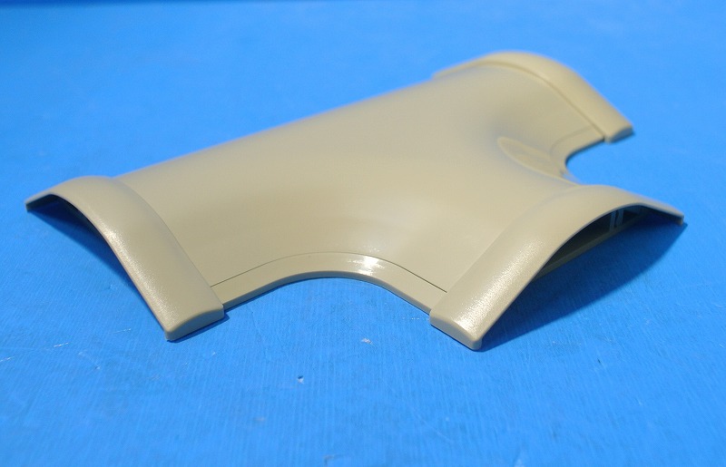 マサル工業　GAT47（ベージュ）　Ｔ型ブンキ　4号　ガードマンII付属品(床面用配線モール)　