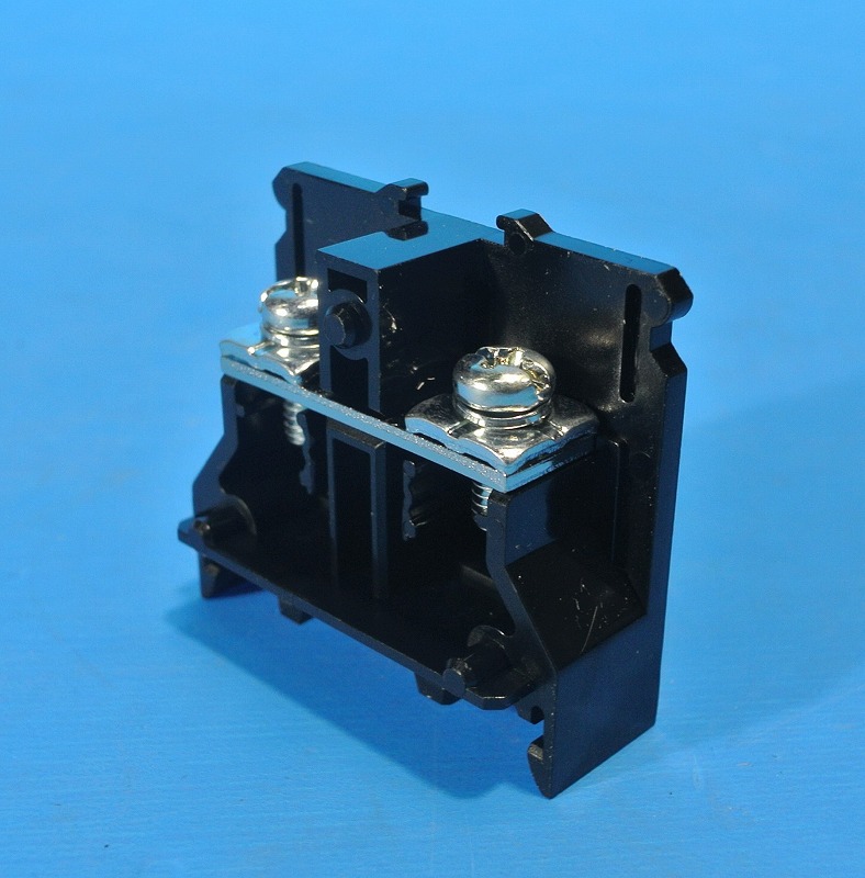 IDEC (アイデック/和泉電気)　BN30W　レール式端子台　バラ売り　（T44）
