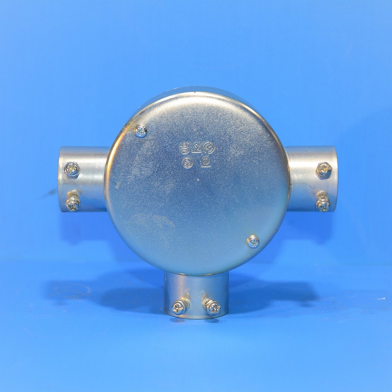 外山電気　TCO3K31（31TCO3K）　3方出　TC丸型露出ボックス(ねじなし)薄鋼用　鋼板製