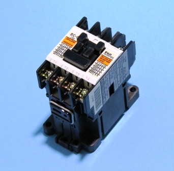 富士電機　SC-0　操作回路　AC400V　電磁接触器　1a