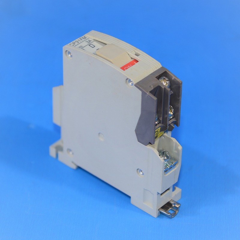 富士電機　CP31FM/3K　3A　サーキットプロテクタ