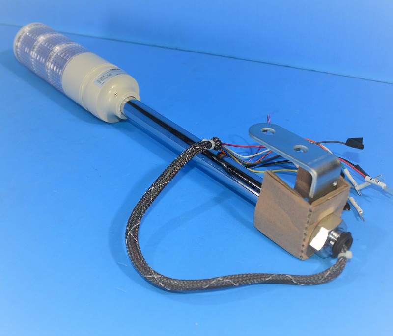 アロー（ARROW）　LEUTWB-24W-3　RC　RYG（赤・黄・緑・ブザー）　積層信号灯　中古品