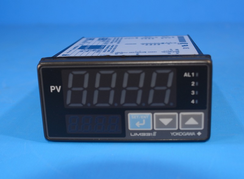 YOKOGAWA　UM331　INDICATOR　ディジタル指示警報計