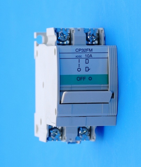 富士電機　CP32FM/10　2P10A　サーキットプロテクター