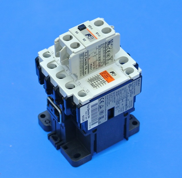 富士電機　SC-5-1/T　コイル200V　電磁接触器